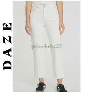 DAZE DENIM Sundaze Utility Crop High Rise Straight Up- Cream 30 NWT